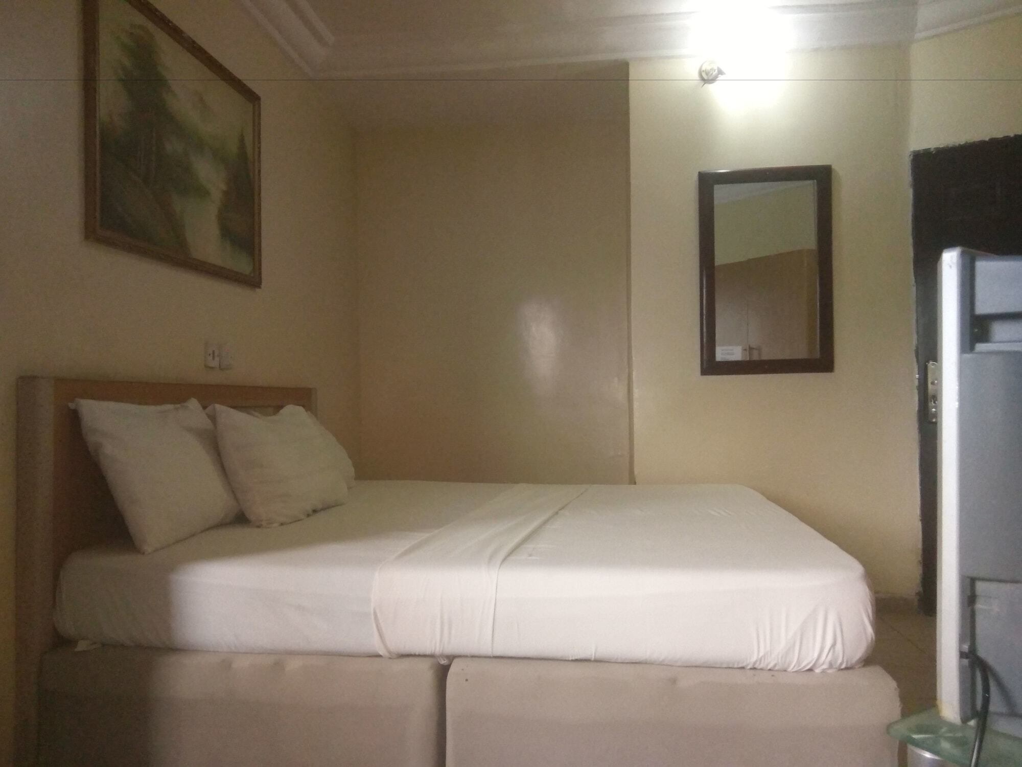 Oxford Hotel Abuja Exterior foto