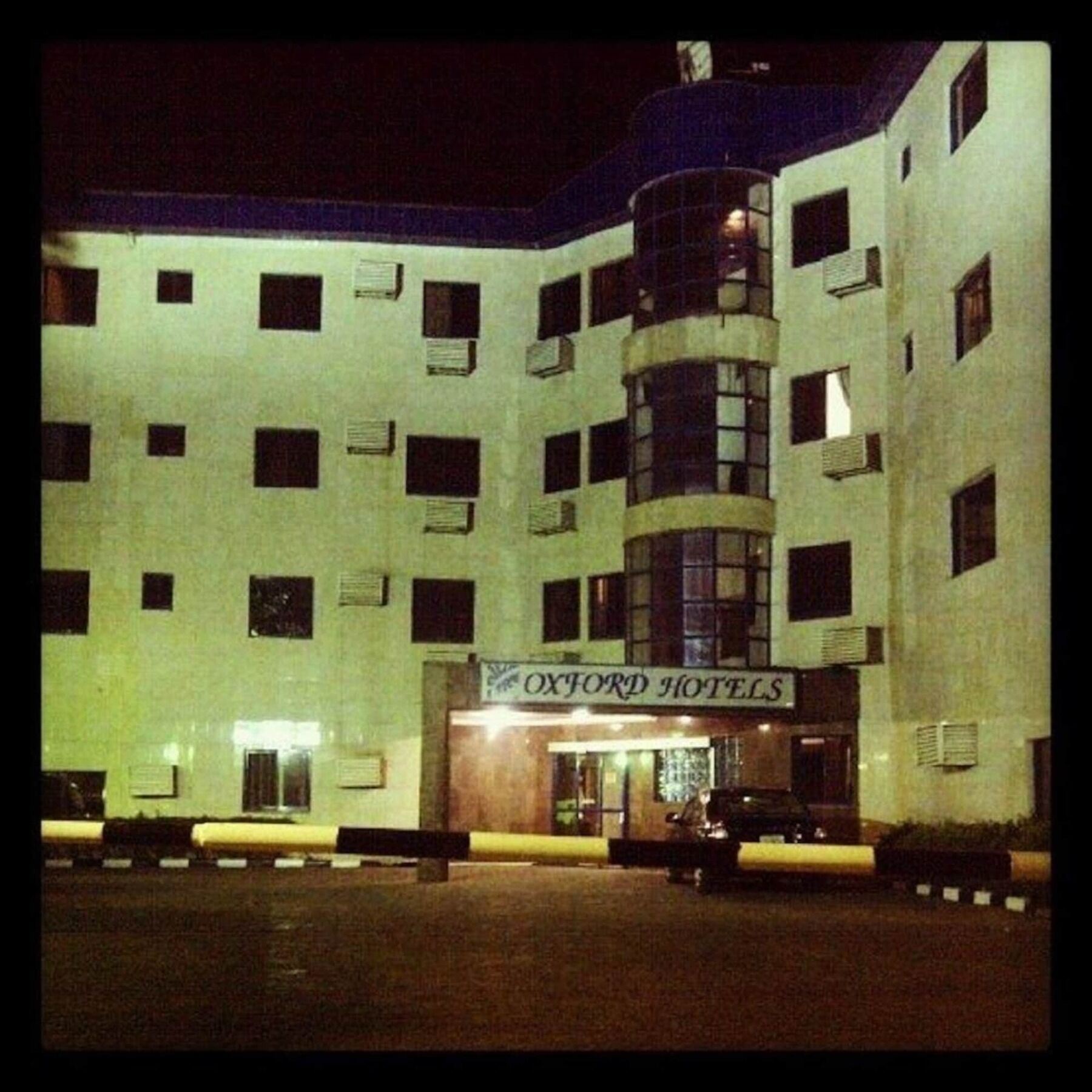 Oxford Hotel Abuja Exterior foto